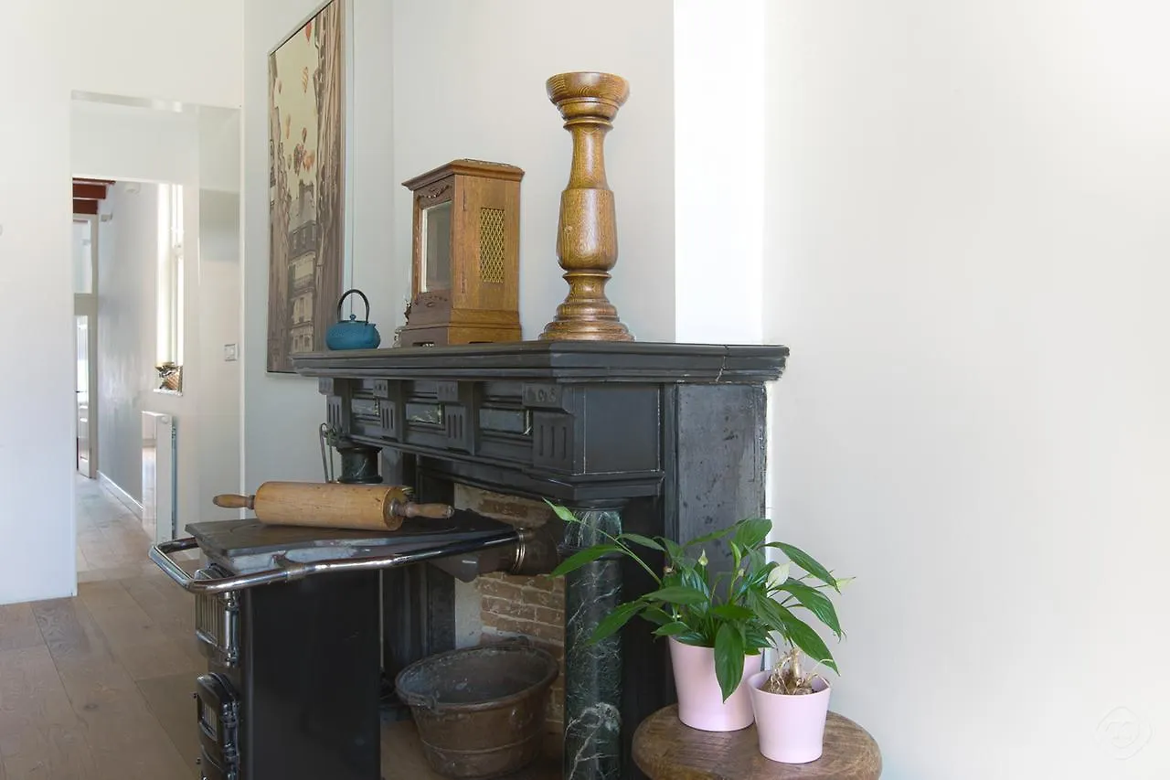 אוטרכט Oude Gracht Apartment הולנד
